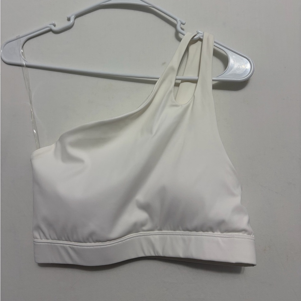 Love Tree women’s Size S One Shoulder Sports Bra Top White NWOT(A386)✨